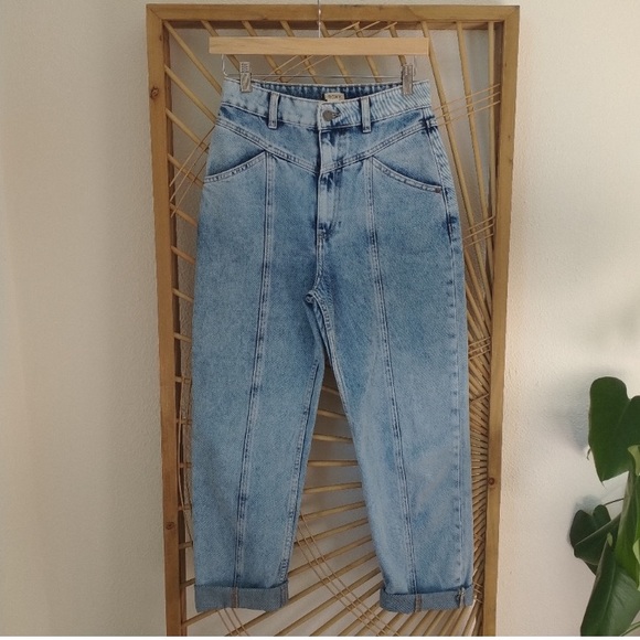 Roxy World Wide Woman Mom Fit Jeans, High Waist / Size 27 - Picture 4 of 12